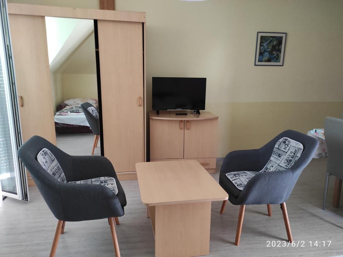 Flora Villa Hévíz Kamer foto
