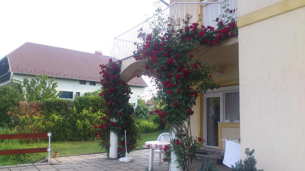 Flora Villa Hévíz Kamer foto